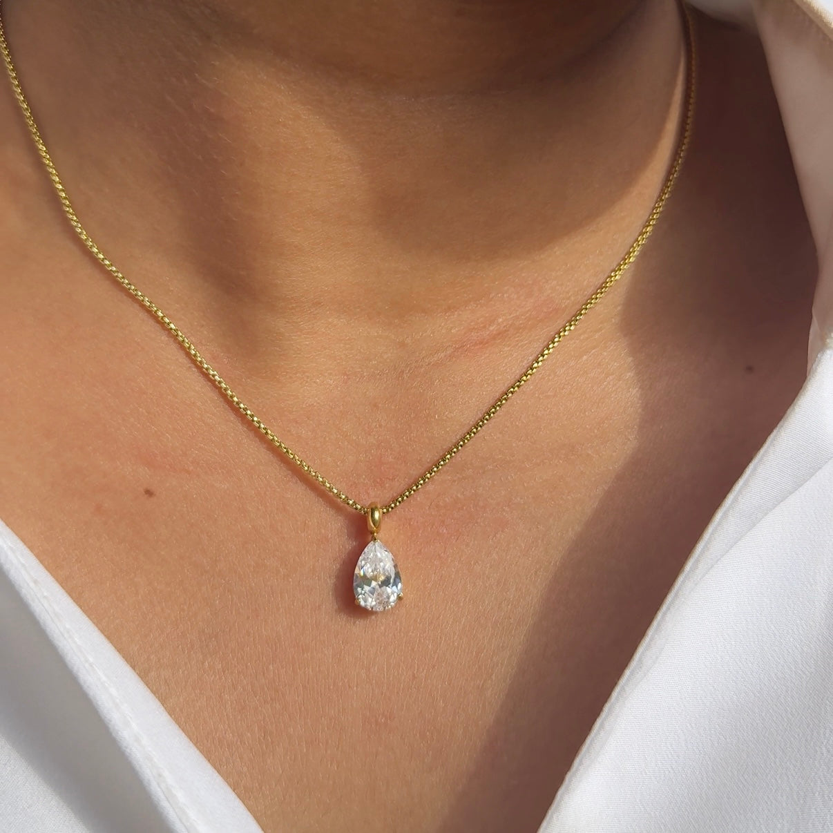 Dewdrop Necklace