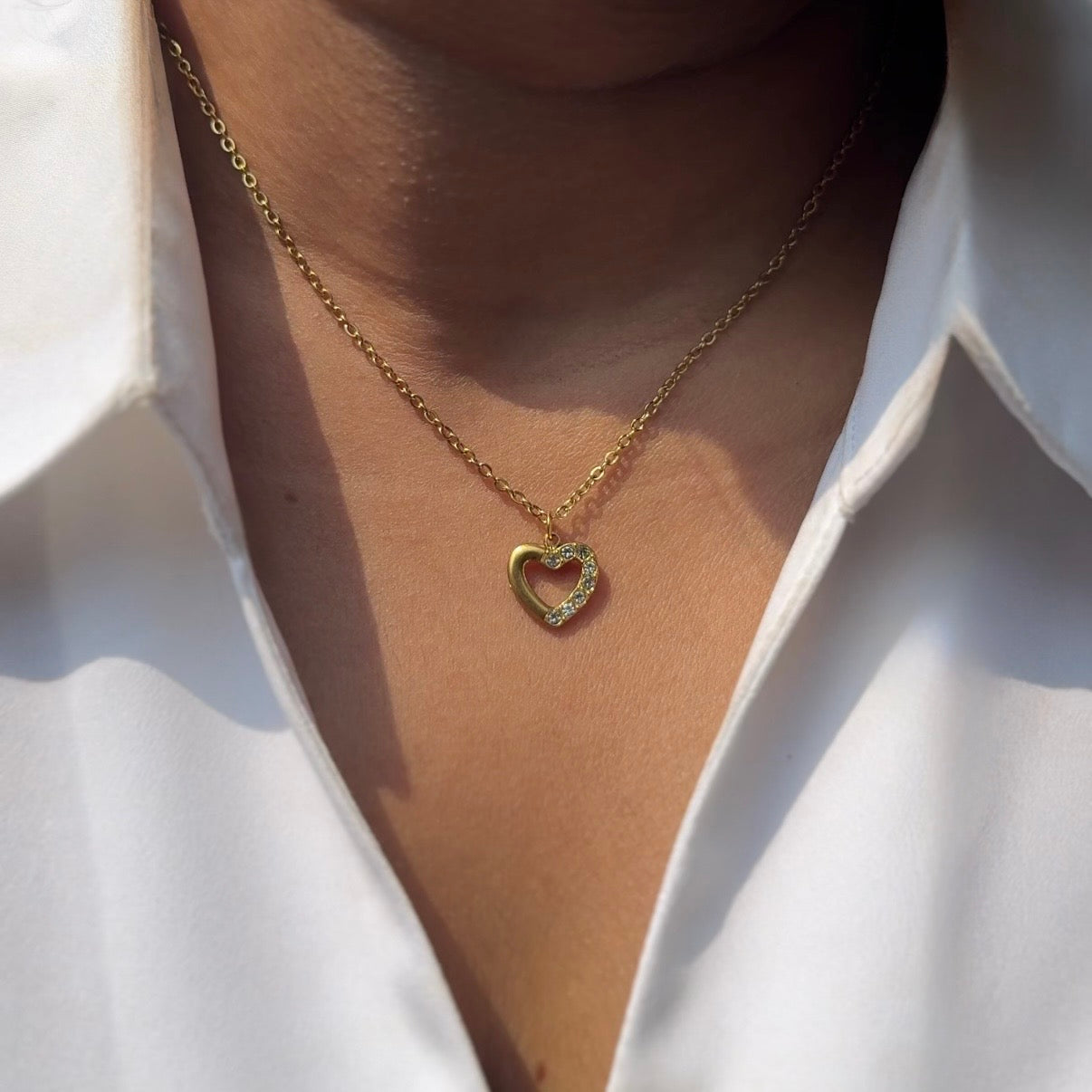 Velora Heart necklace