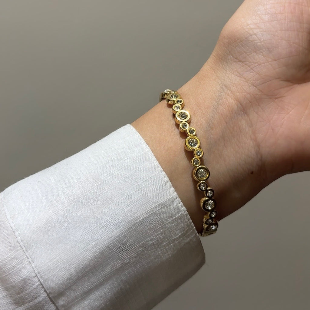 Astra solene bangle