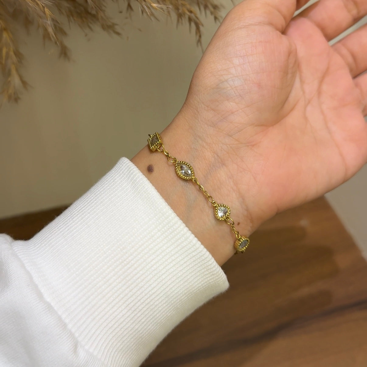 Royal bloom bracelet