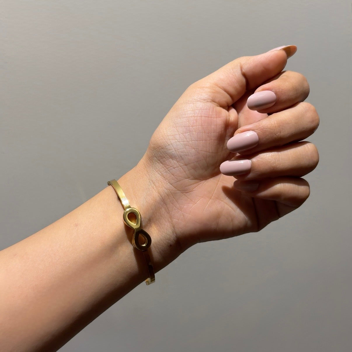 Infinity bangle