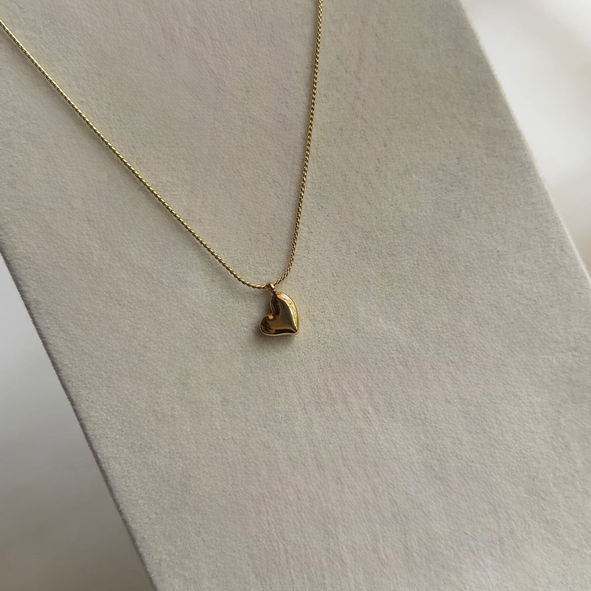 Lune heart necklace