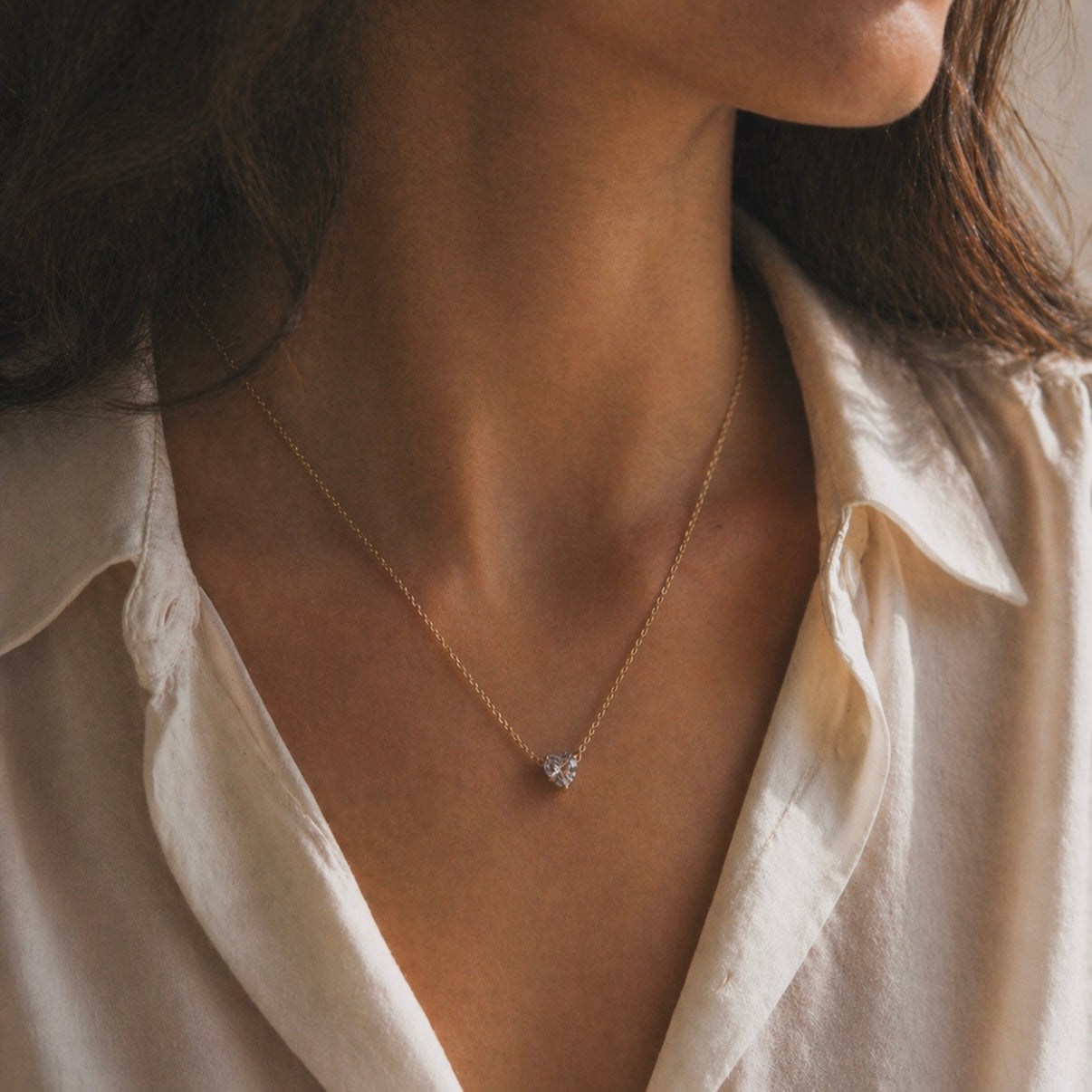 Lune mini heart necklace