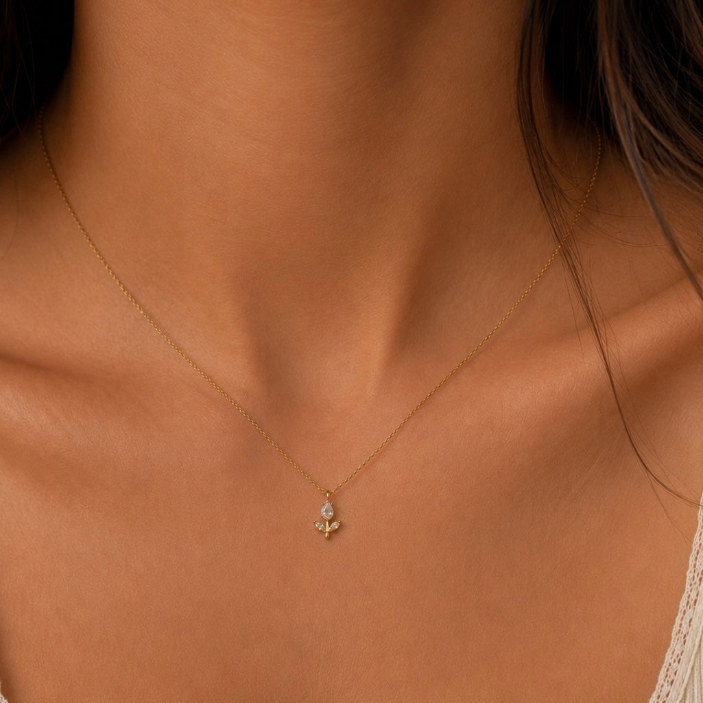 White minimal tulip necklace