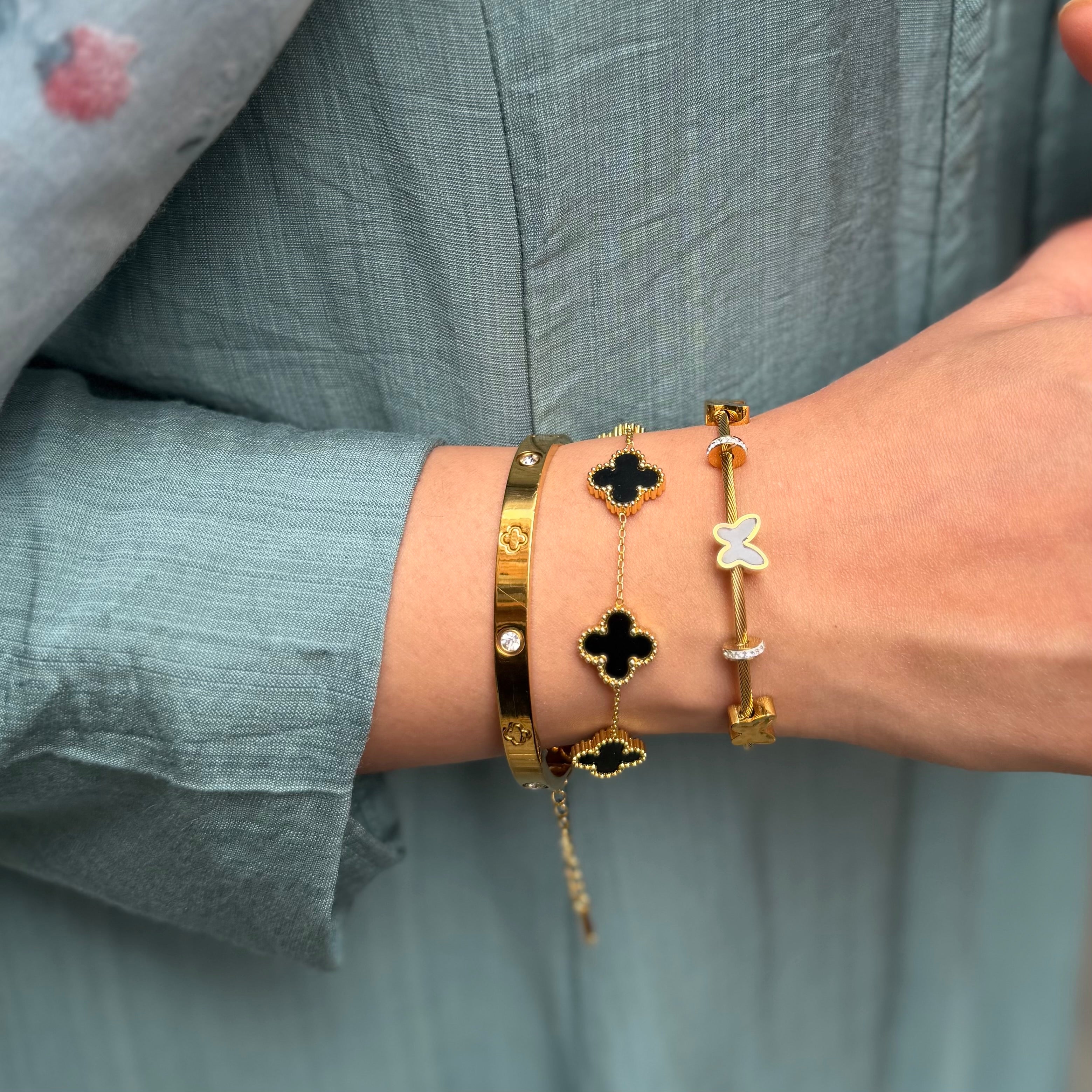 Black clover bracelet