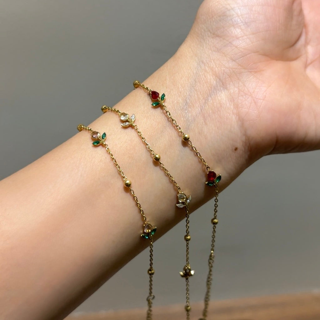 Red tulip bracelet