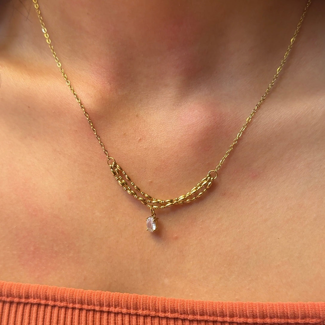 Elara Crystal Necklace