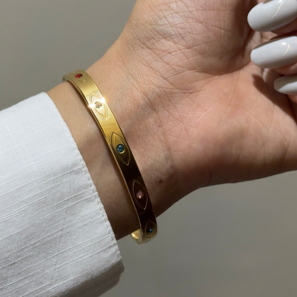 Multi color eye bangle