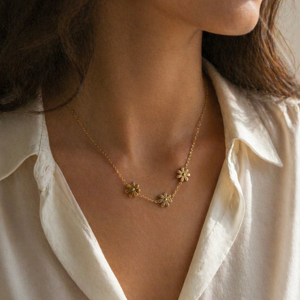 Little Bloom Necklace