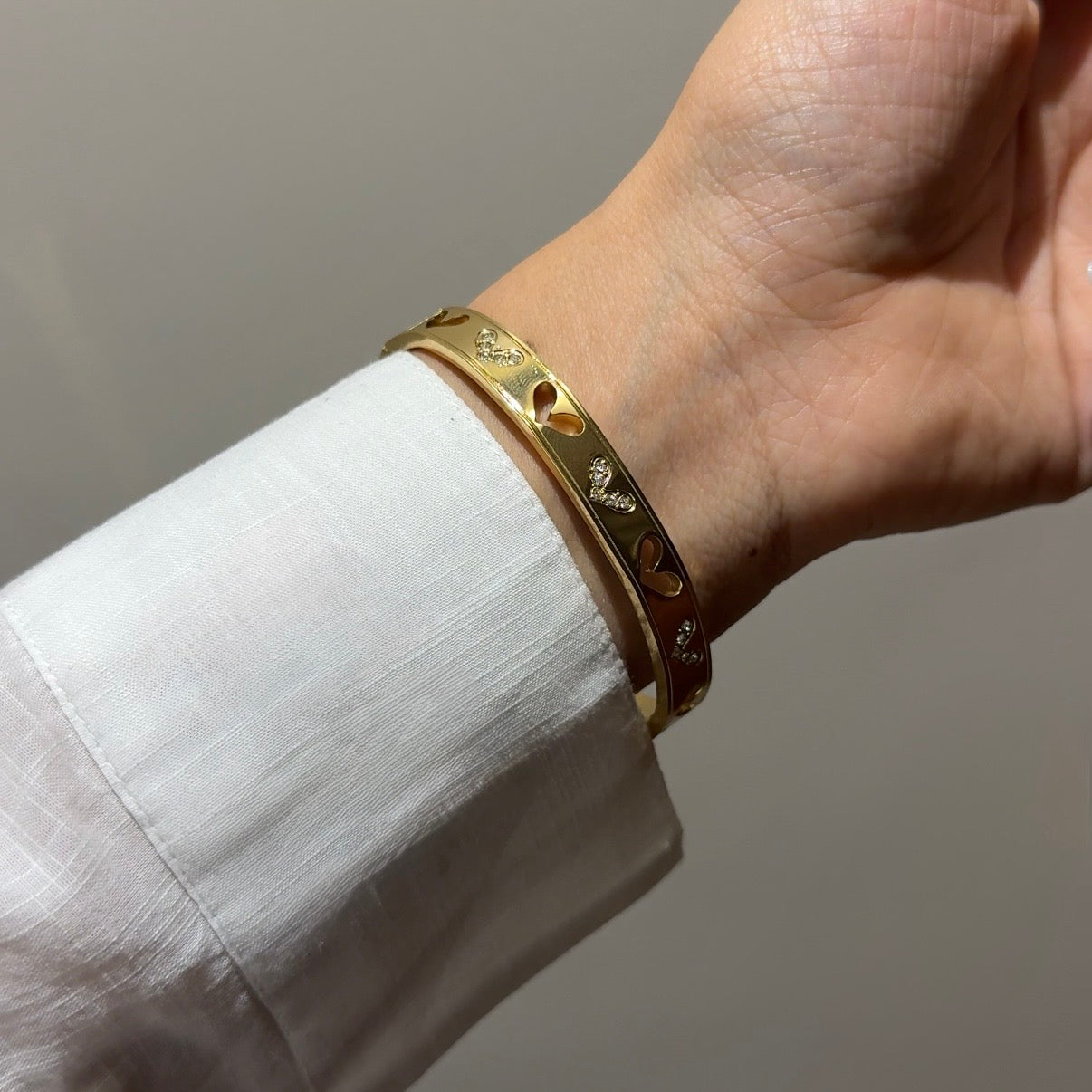 Amora Heart Bangle