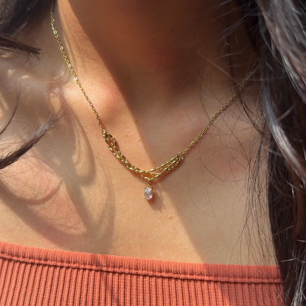 Elara Crystal Necklace