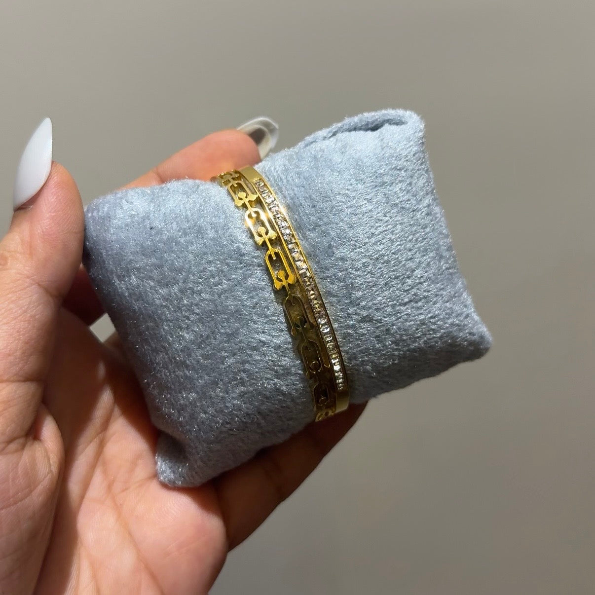 Sovereign Spark bangle(baby size)