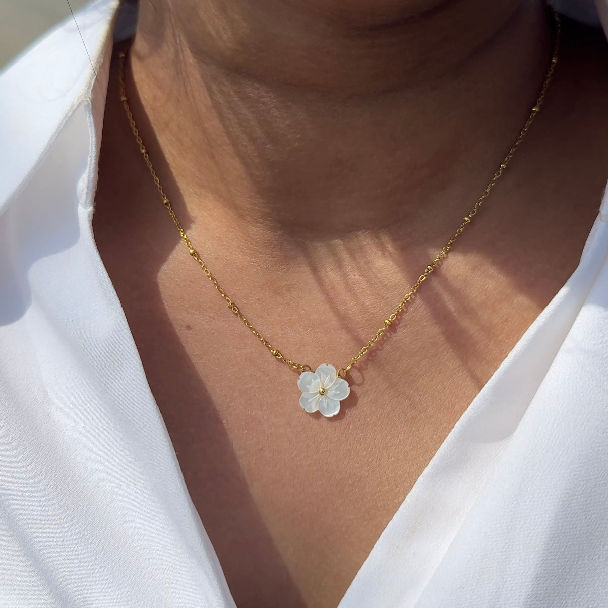 Seashell Flora necklace